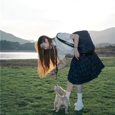 独眼女孩